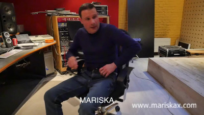 Mariska Does Everything To Please her Music Manager
