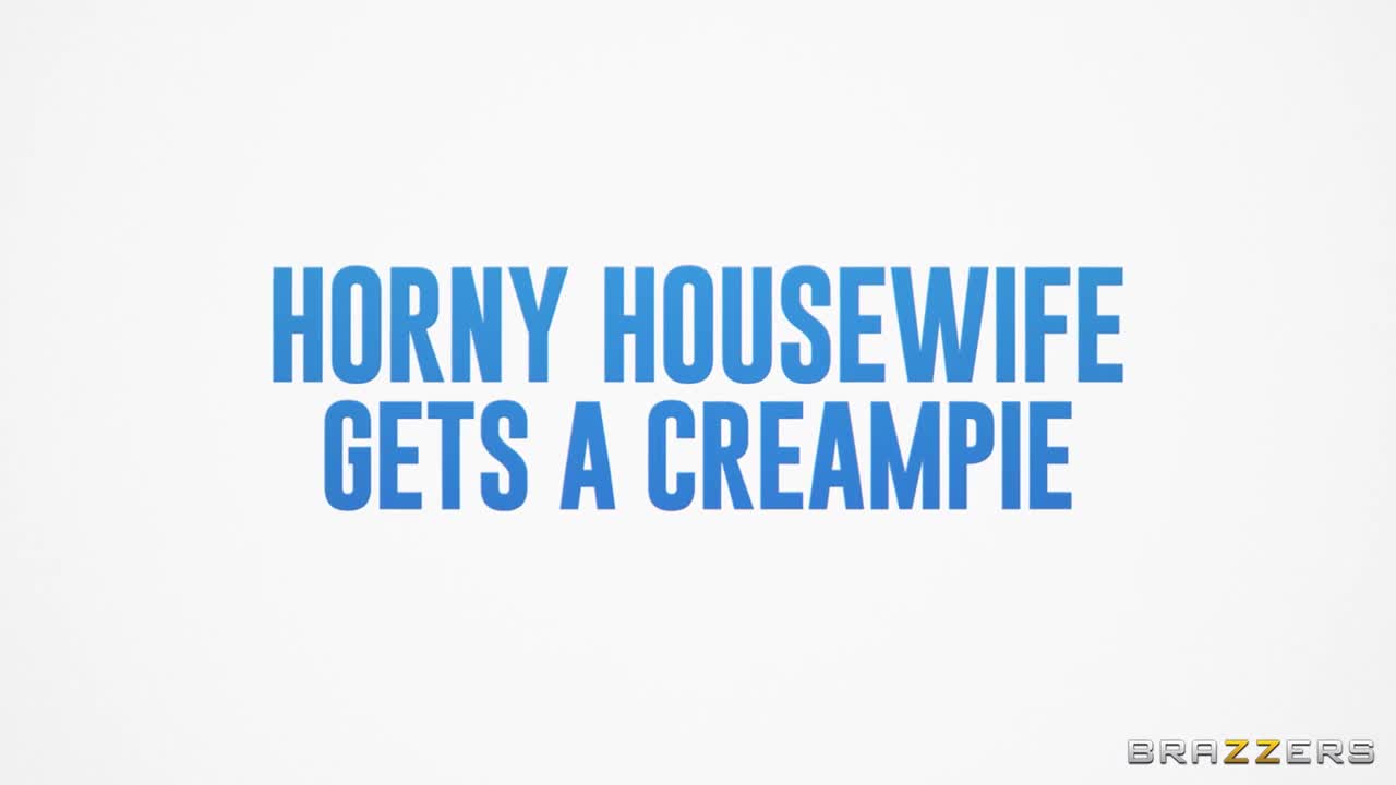 Horny Housewife Gets A Creampie (32:11) | ePornFresh.