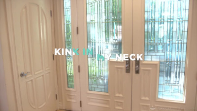 Kink in My Neck