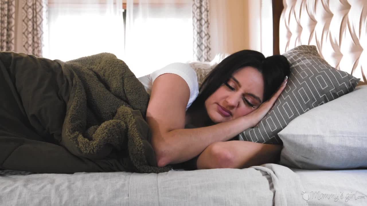 H-Hey, Th-That Tickles...! (30:32) | ePornFresh.