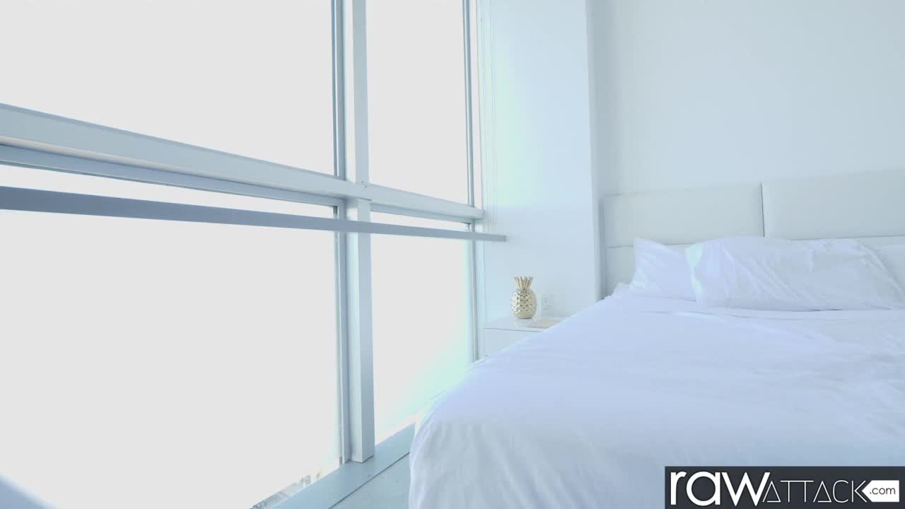 Blonde Slut Kenzie Reeves Rough Sex With Ahegao Face (35:11) | ePornFresh.