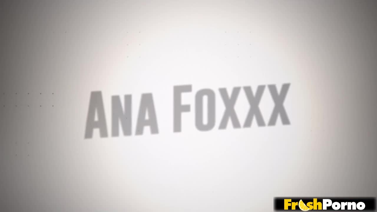 Oiled Up Pussy Play with Demi Sutra, Ana Foxxx | Brazzers (27:03) | ePornFresh.