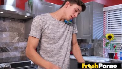 Prankin' My Stepsis With My Personal Sausage Pizza with Violet Gems,Parker Ambrose | MyPervyFamily