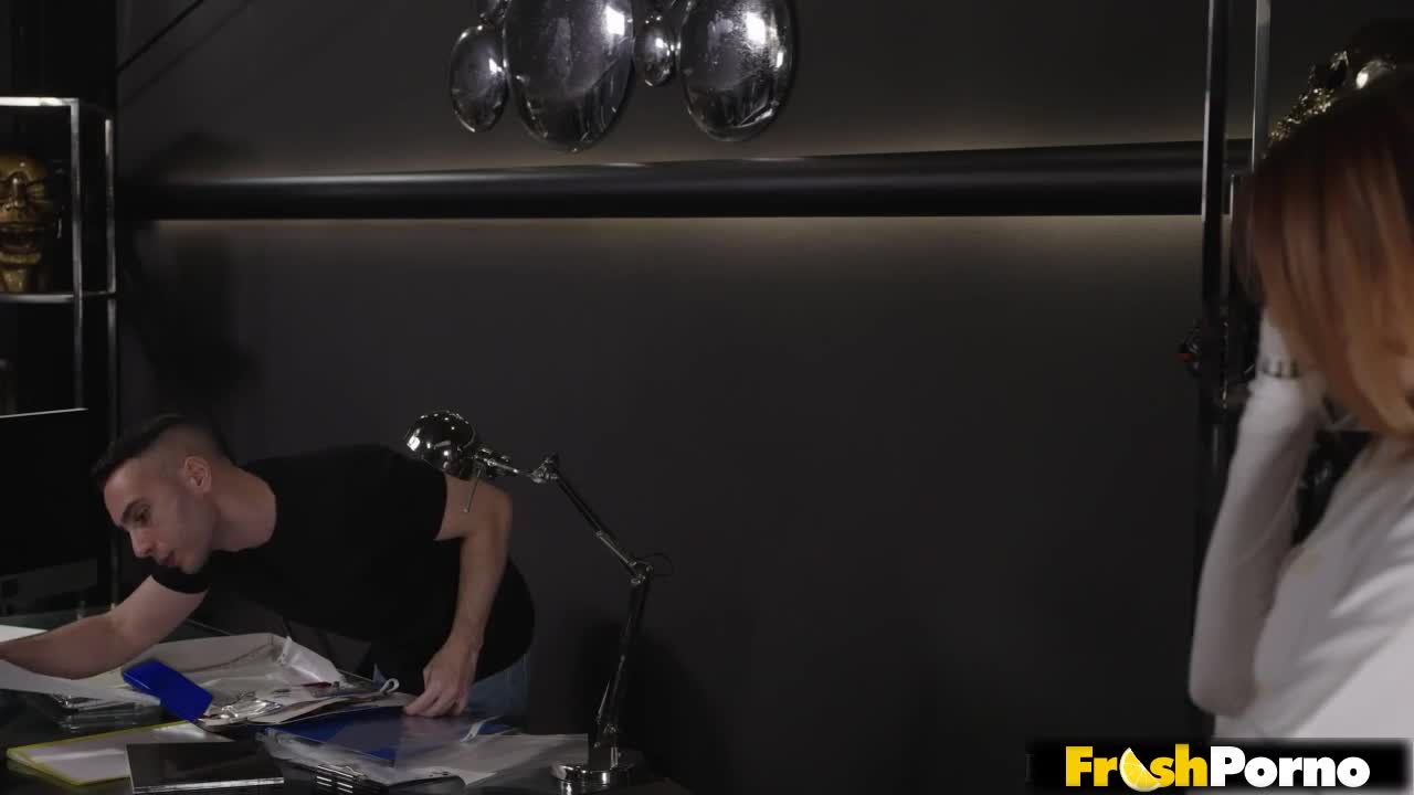 Rocco's Sex Clinic: Treatment #6 - Episode 5 with Raul Costa, Sata Jones | Rocco Siffredi (32:14) | ePornFresh.