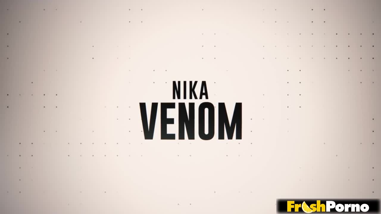 City Boy & The Community Toy with Nika Venom, Jordyn Falls, Parker Ambrose | Brazzers (35:00) | ePornFresh.