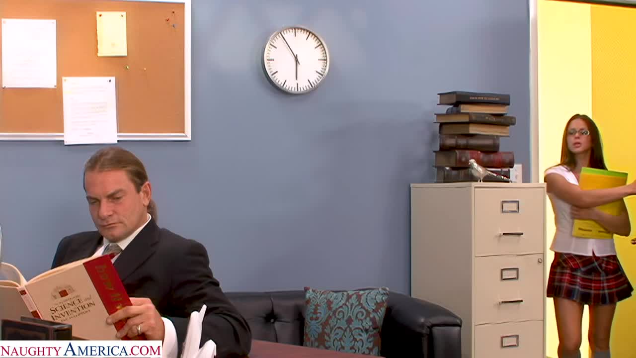 Sexy Student Rachel Roxxx gets pounded after class by Professor's big cock (28:16) | ePornFresh.