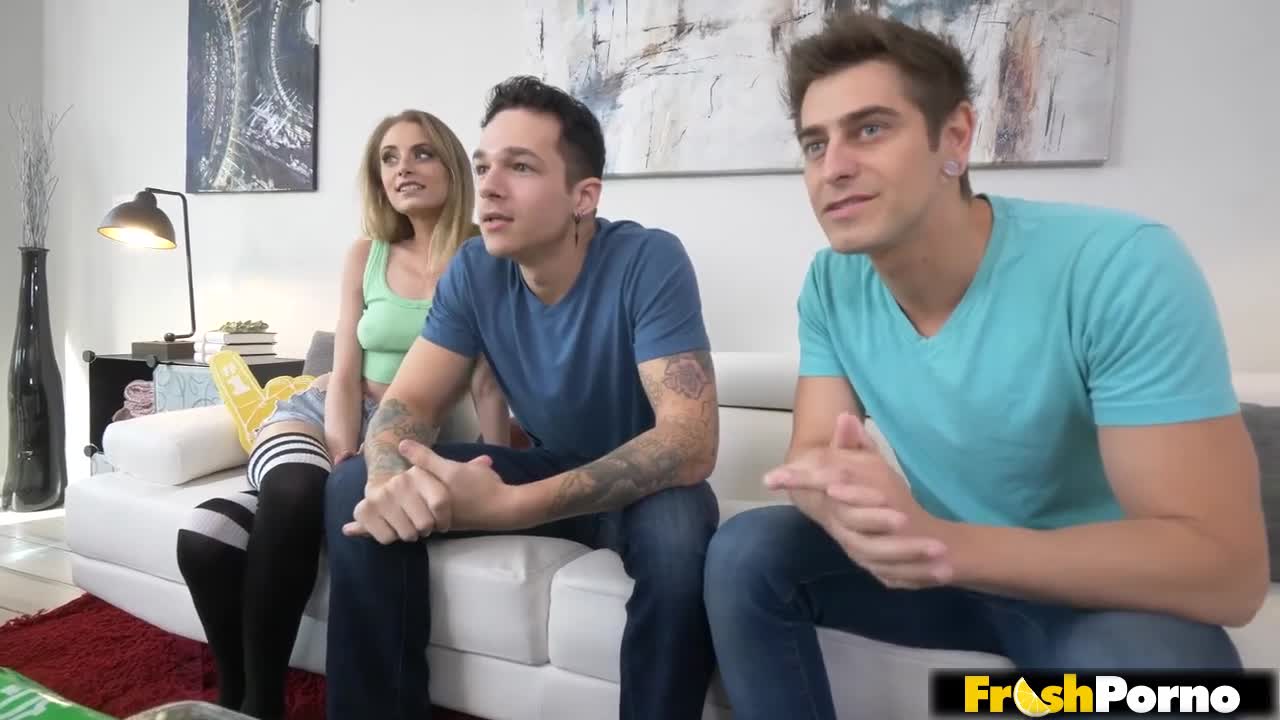 Halftime Show (37:01) | ePornFresh.