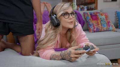 Cheating Gamer Distracted by Huge Cock