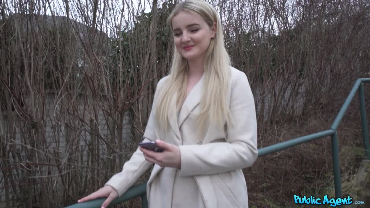 Californian Blonde Cock Sucker (30:21) | ePornFresh.