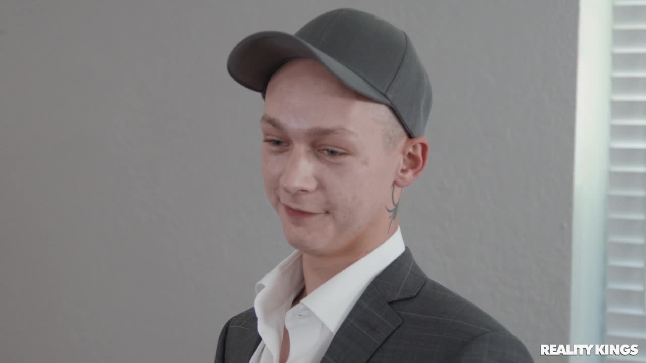 Going Viral With Jimmy Collins (31:56) | ePornFresh.