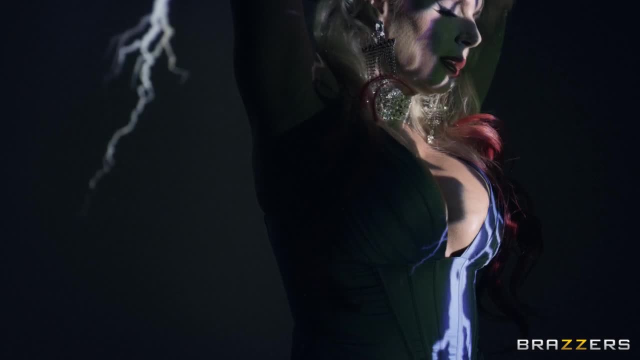 Lunar Lust (25:34) | ePornFresh.
