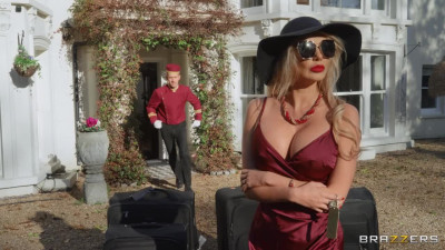 Banging The Bellhop