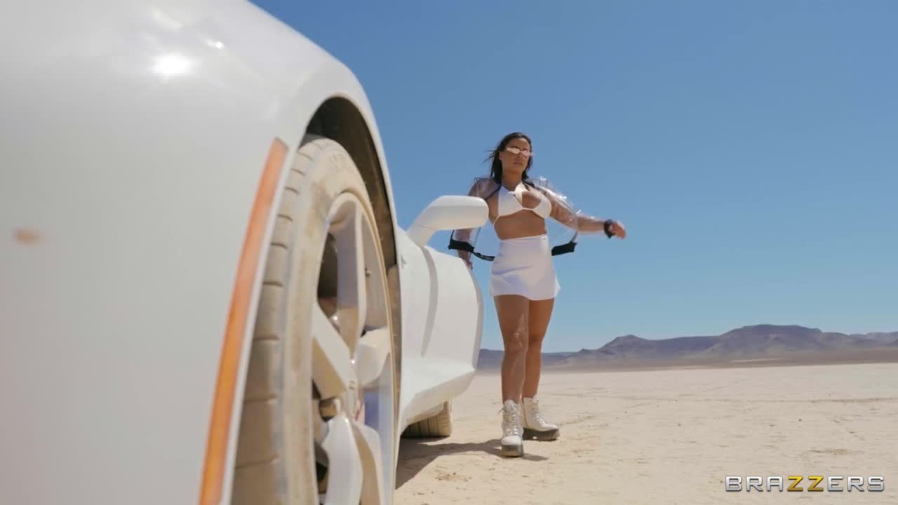 Luna Star's Wild Ride (29:33) | ePornFresh.