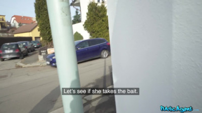 Big Boobs Shown For Cash