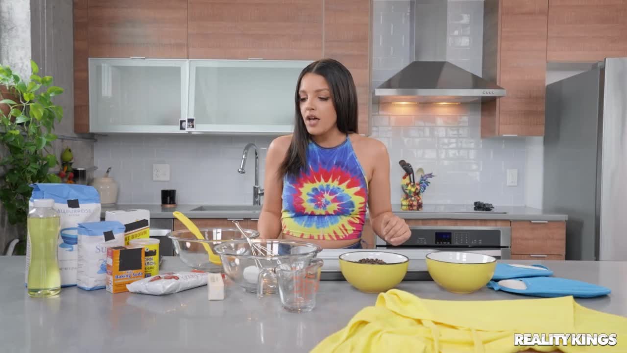 The Cookies Can Wait (27:43) | ePornFresh.