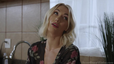 Lesbian Massage 7 Scene 1