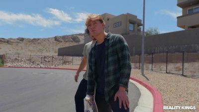 Fucking The Sk8er OMW 2 Work