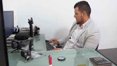 I let my Boss Break my Big Ass and he Cums inside my Ashole for a Promotion Kathalina7777